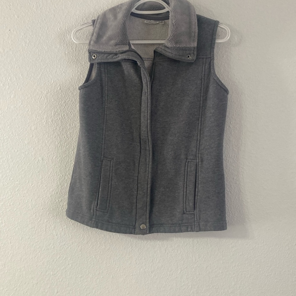 Women’s gray vest